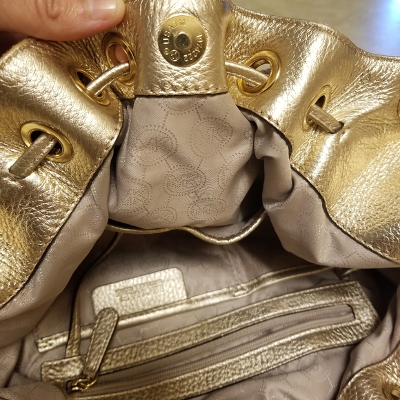 Michael kors purse and dust bag - Picture 6 of 7